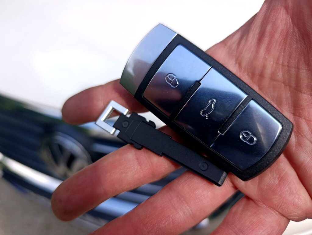 auto ključevi zvezdara izrada i servis