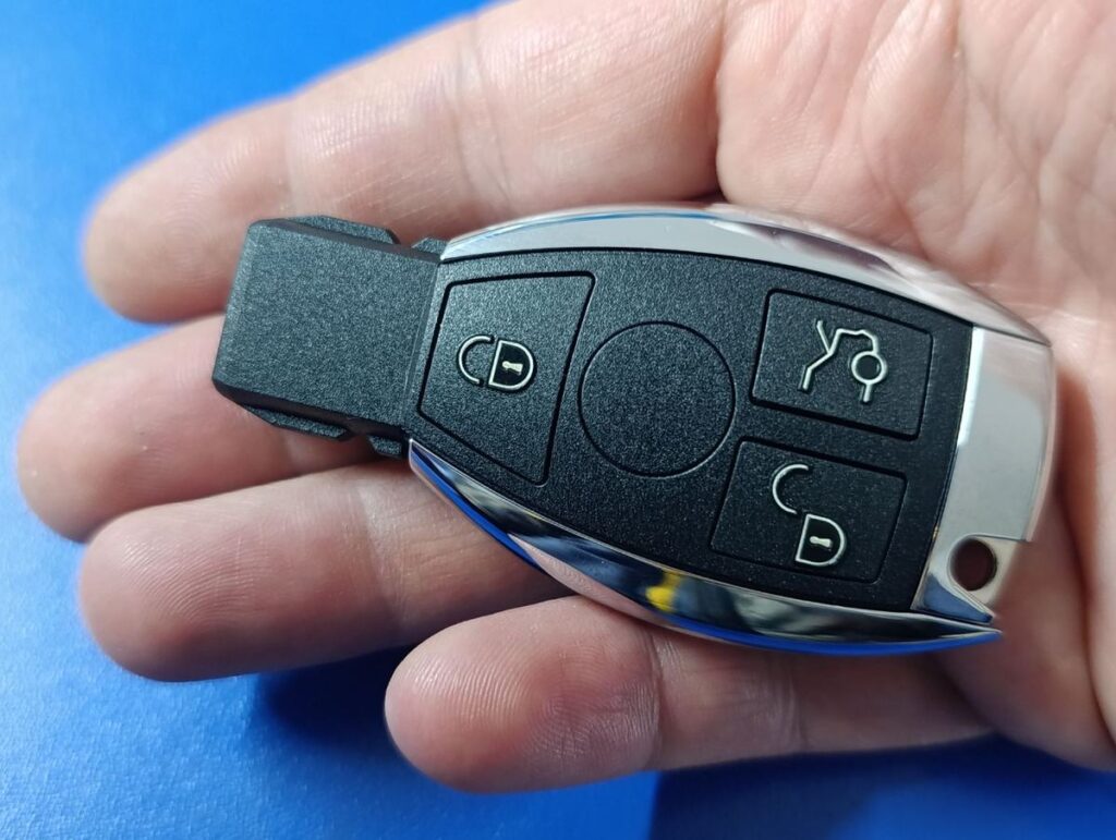 kodiranje auto ključeva beograd daljinski ključ